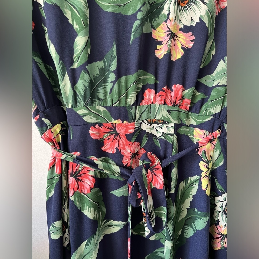 Aritzia Sunday Best Savoy Dress - Wrap Dress - Summer Floral Print  Size 0 - Picture 10 of 10